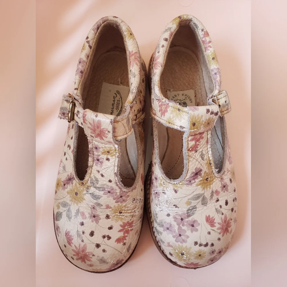 T-straps - Picture 9 of 10